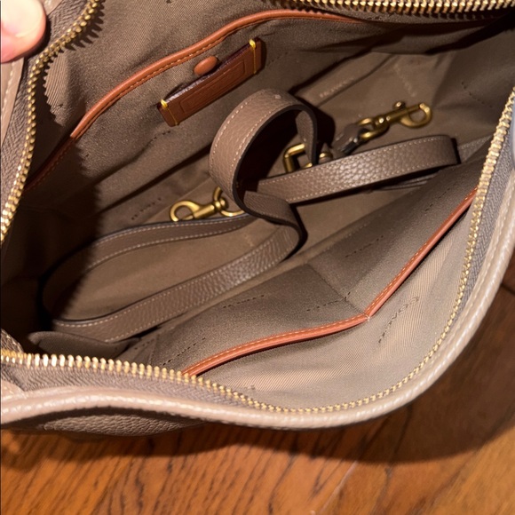 Coach Cary Shoulder Bag - Picture 9 of 10